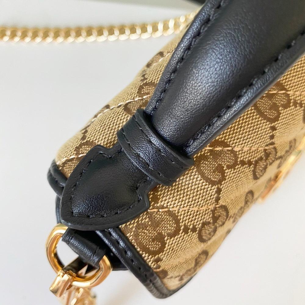 Elegant Refined Quilted Canvas Shoulder Bag