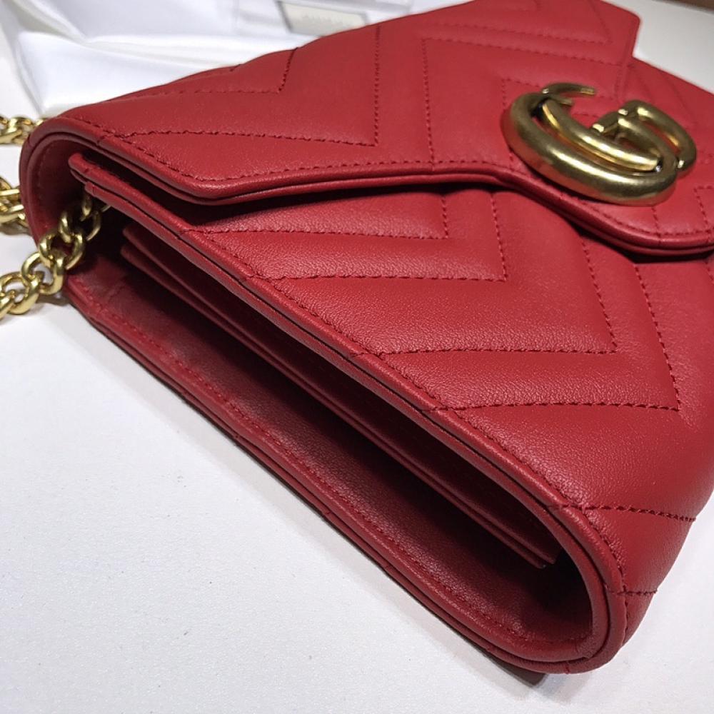 Classic Shoulder Bag
