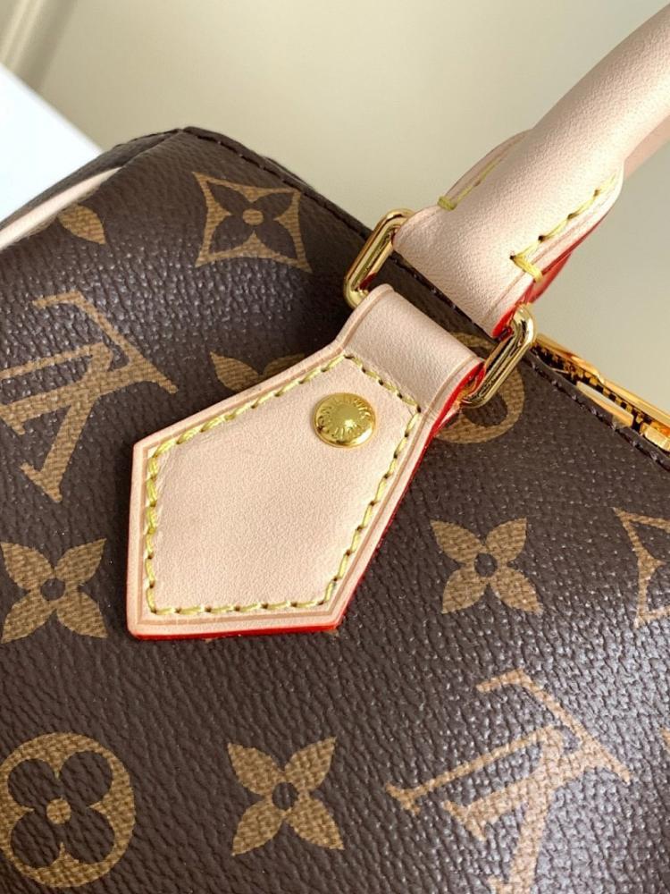 Luxury Stylish Leather Travel Bag