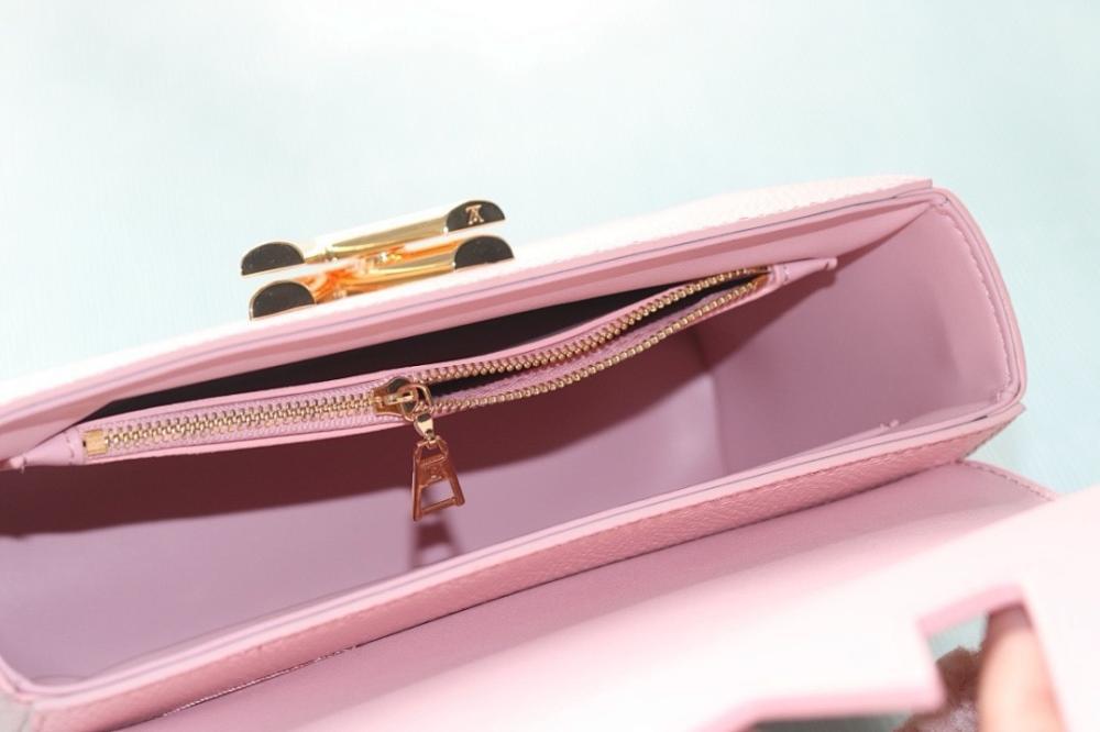 Stylish Refined Woven Leather Shoulder Bag