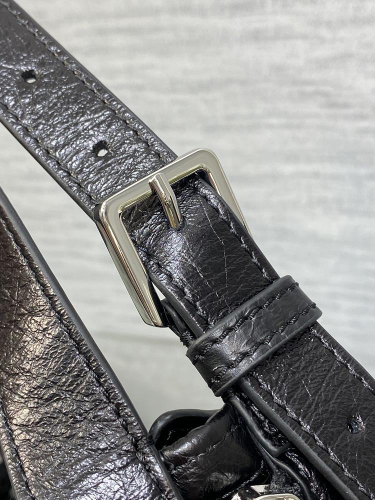 Classic Leather Hobo Bag