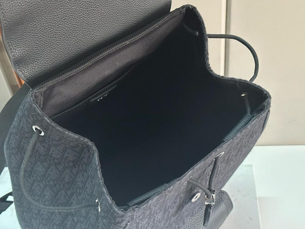 Saddle Top Handle Bag