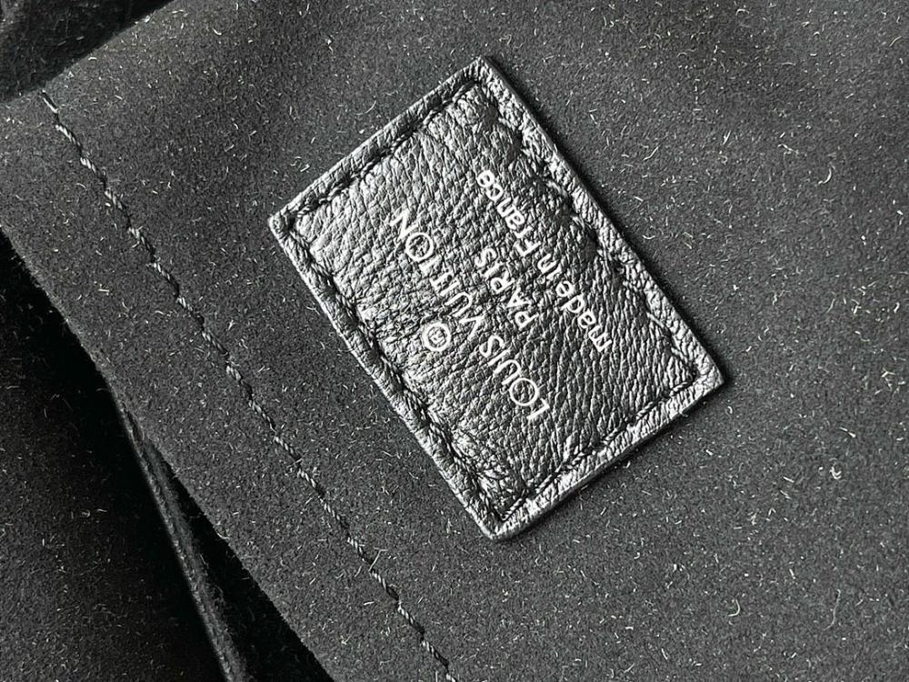 Italian-Inspired Luxury Black Leather Shoulder Bag