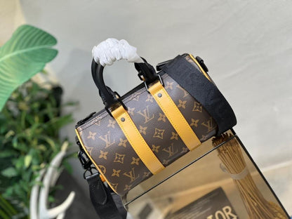 Stylish Leather Travel Bag – Limited Edition