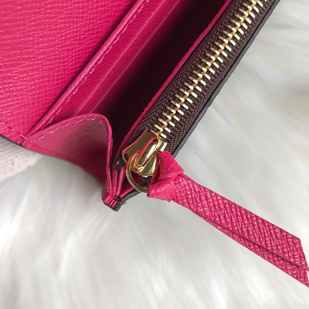 Stylish Gold Leather Wallet – Limited Edition