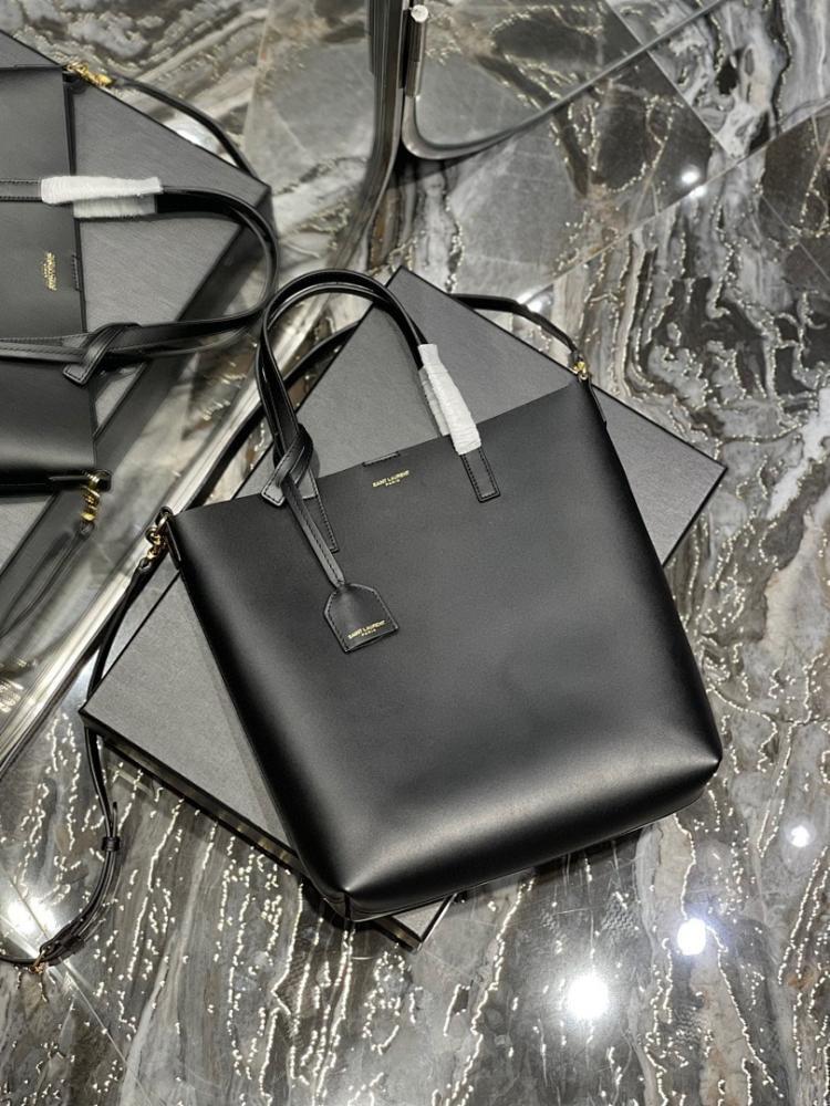 Elegant Shoulder Bag – Limited Edition
