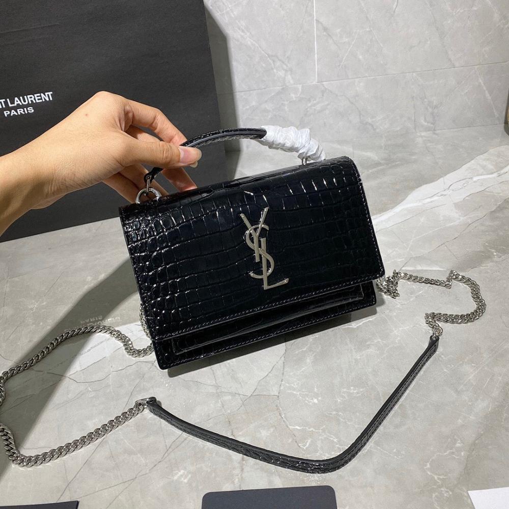 Classic Luxury Leather Shoulder Bag