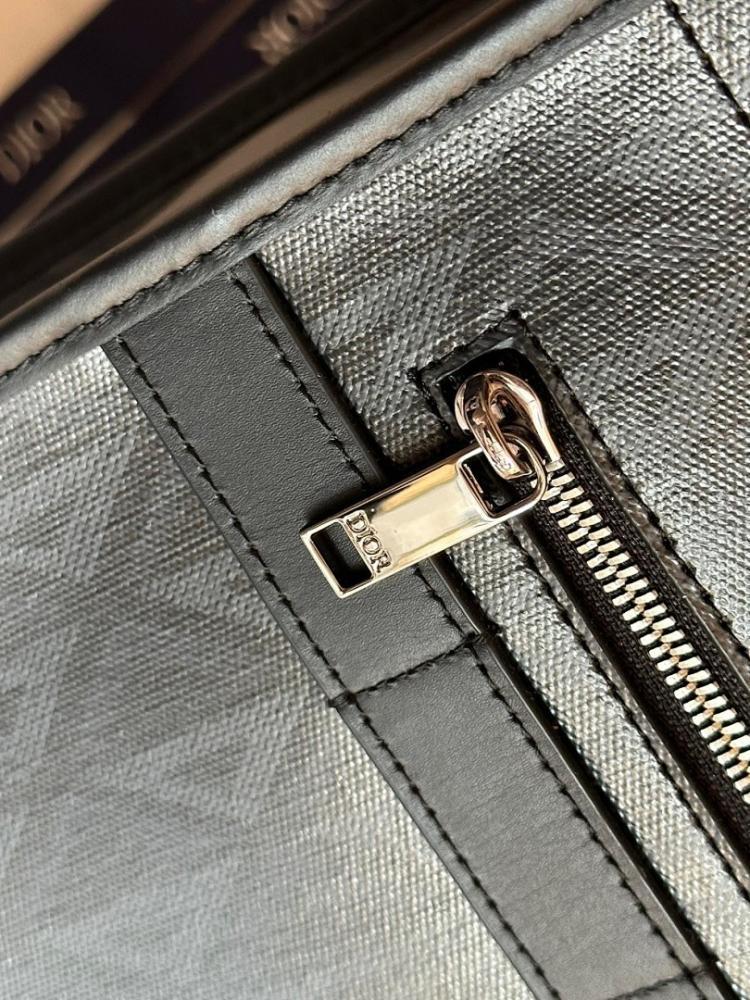 Modern Printed Leather Shoulder Bag – Special Edition
