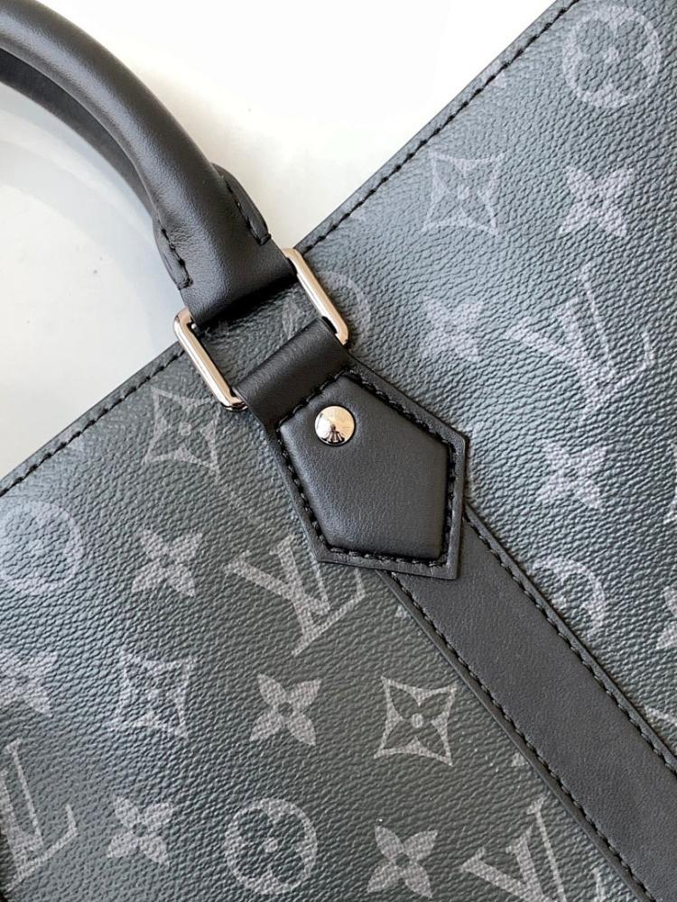 Modern Leather Shoulder Bag – Special Edition