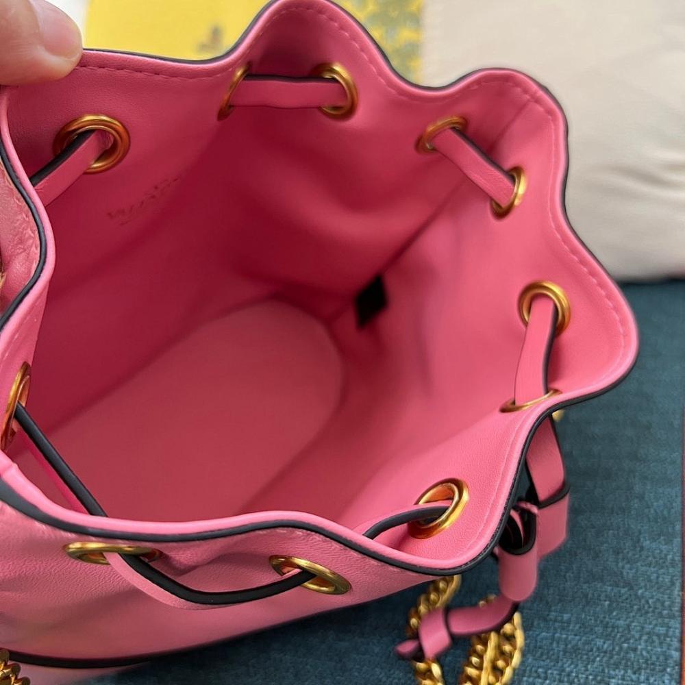 Modern Elegant Leather Bucket Bag – Limited Edition
