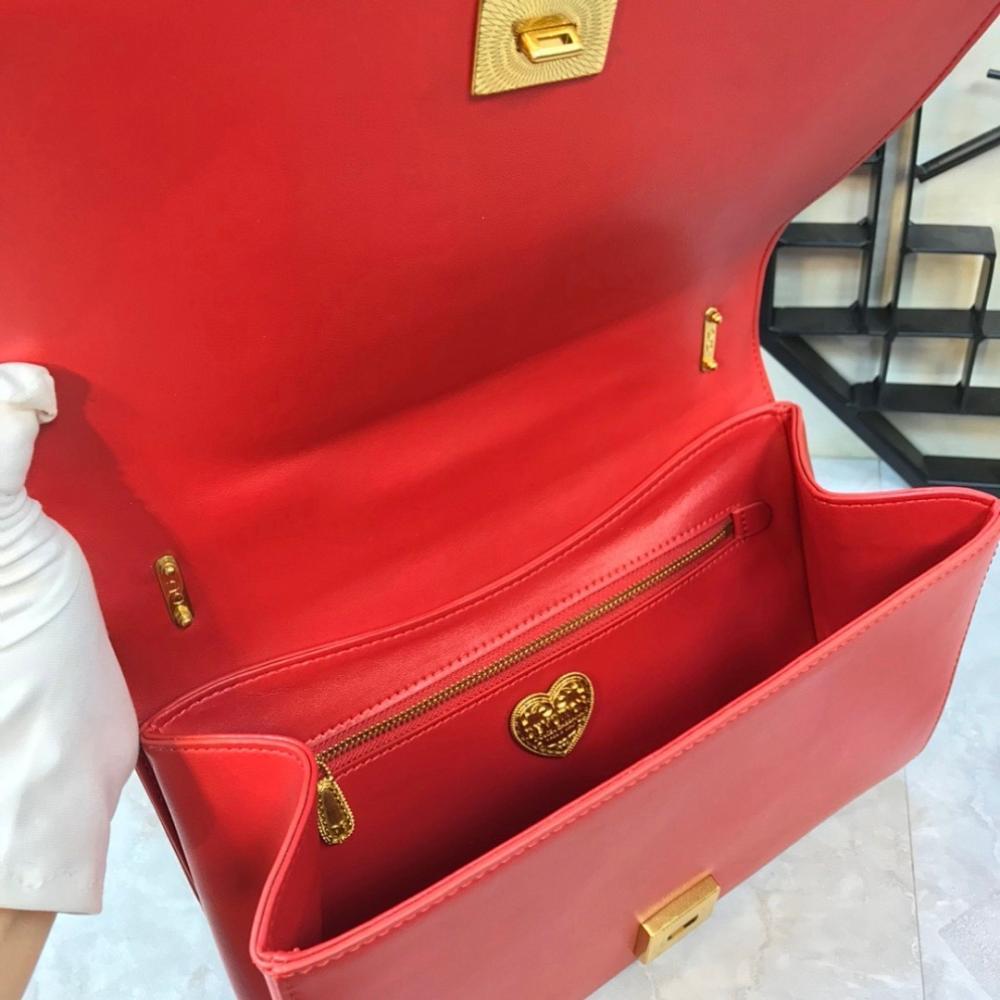 Stylish Leather Crossbody Bag – Special Edition
