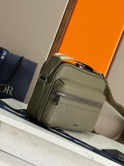 Elegant Printed Leather Shoulder Bag – Special Edition
