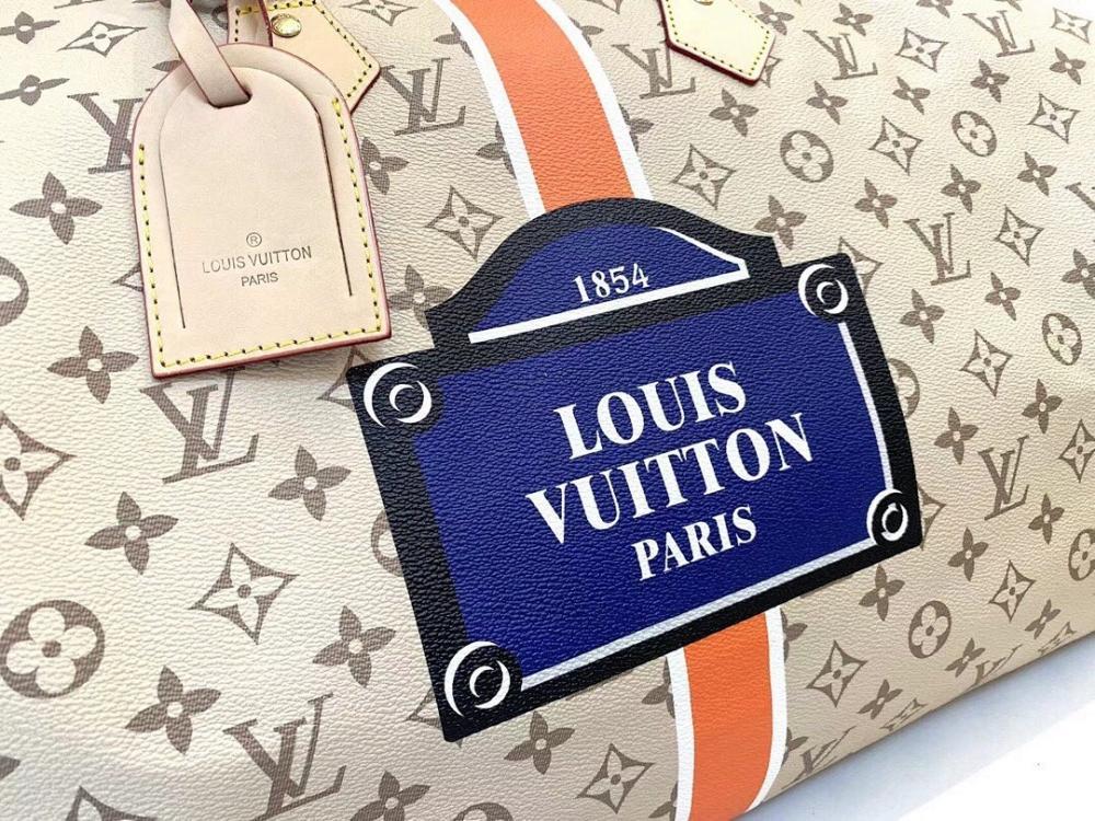 Modern Leather Travel Bag – Limited Edition