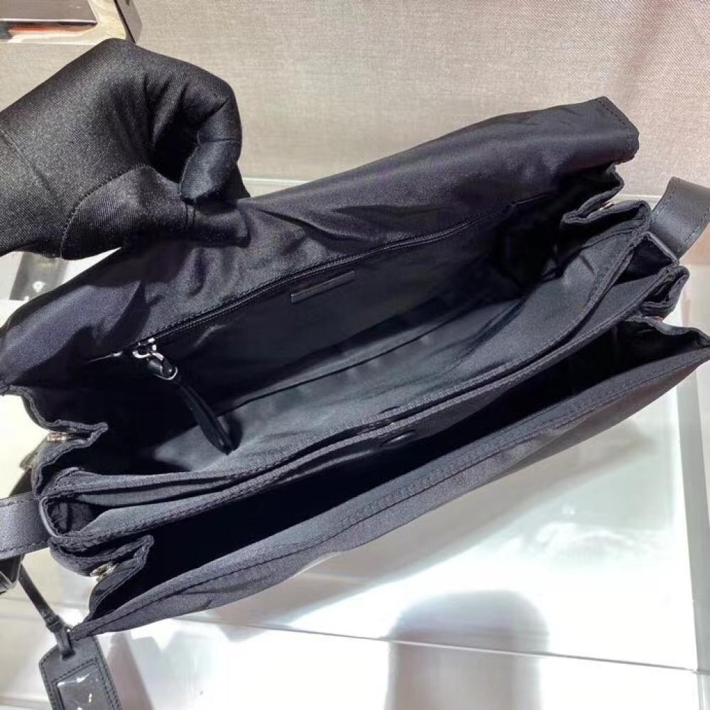 Practical Shoulder Bag