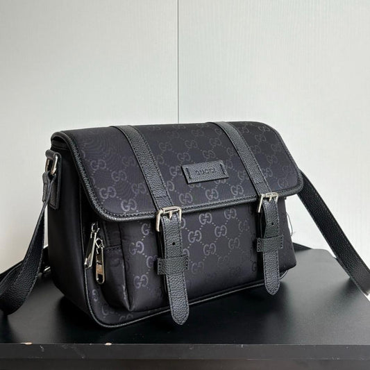 Modern Refined Top Handle Bag
