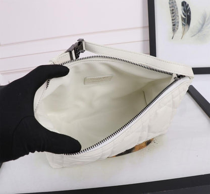 Luxury Refined Embroidered Shoulder Bag