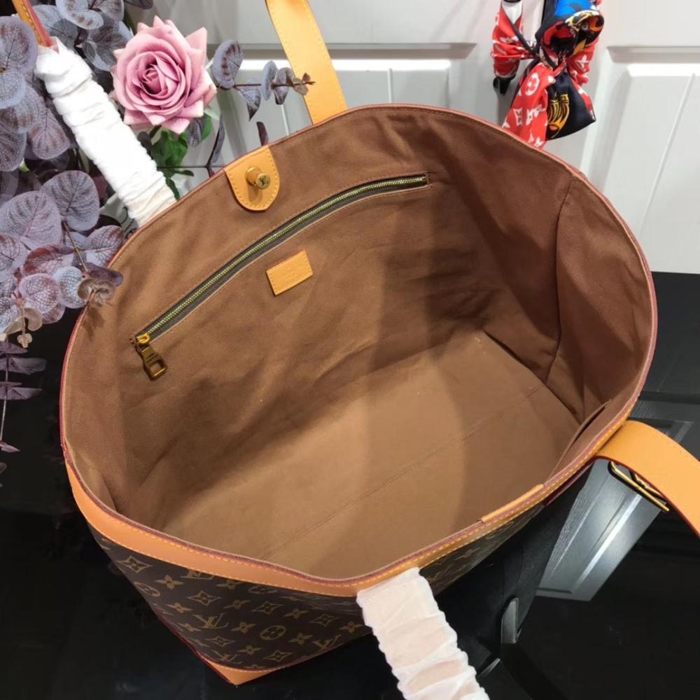 Leather Travel Bag