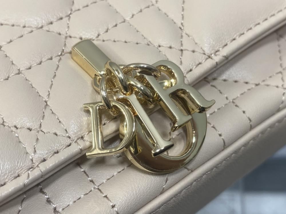 Elegant Top Handle Bag