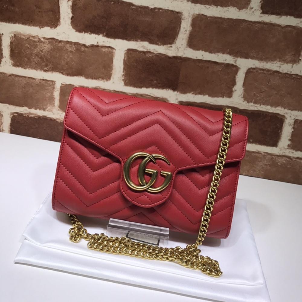 Classic Shoulder Bag