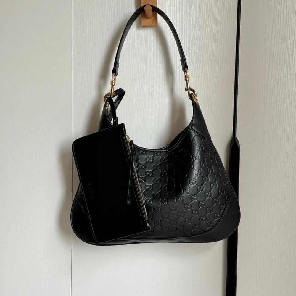 Modern Shoulder Bag – Limited Edition