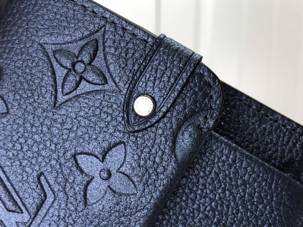 Elegant Crossbody Bag