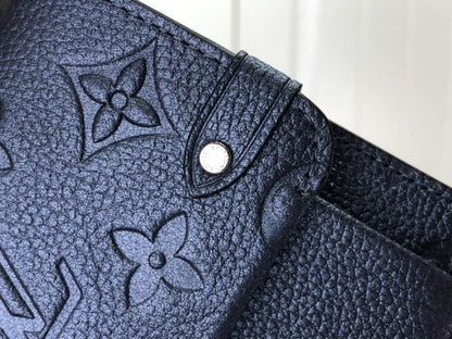Elegant Crossbody Bag
