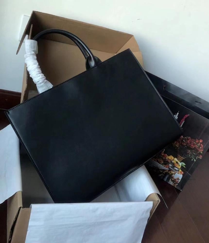 Stylish Premium Leather Top Handle Bag