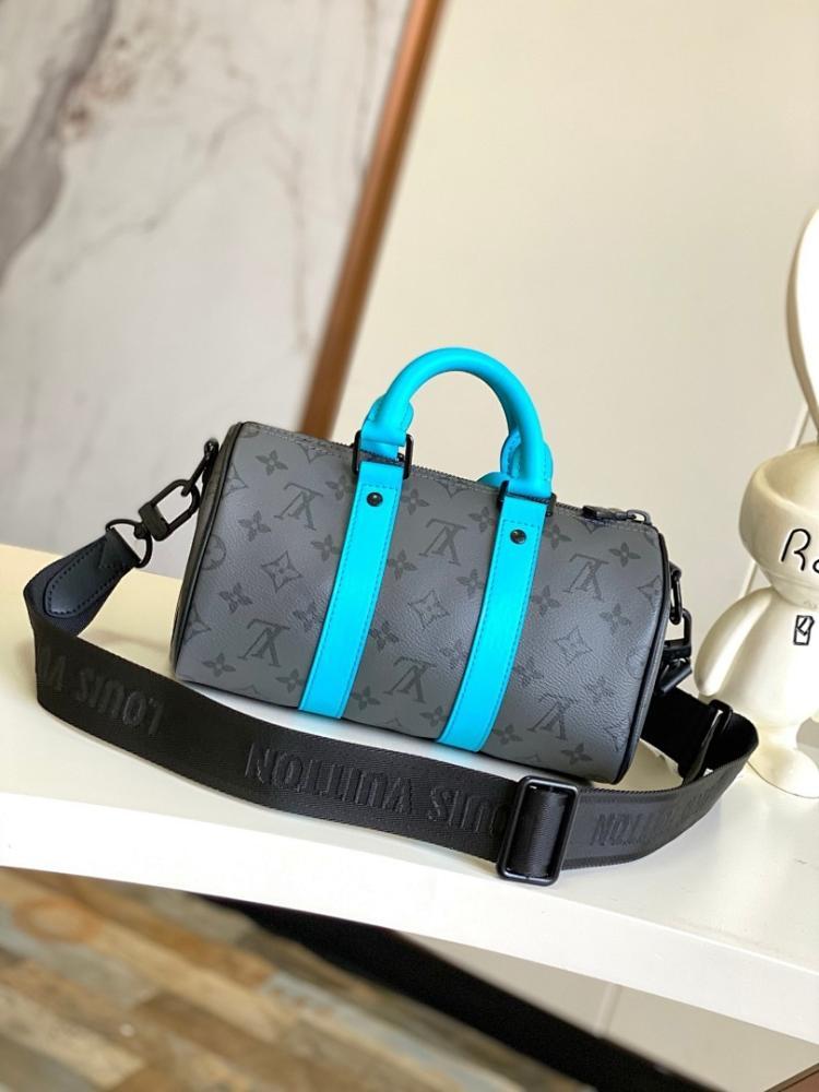 Elegant Refined Top Handle Bag
