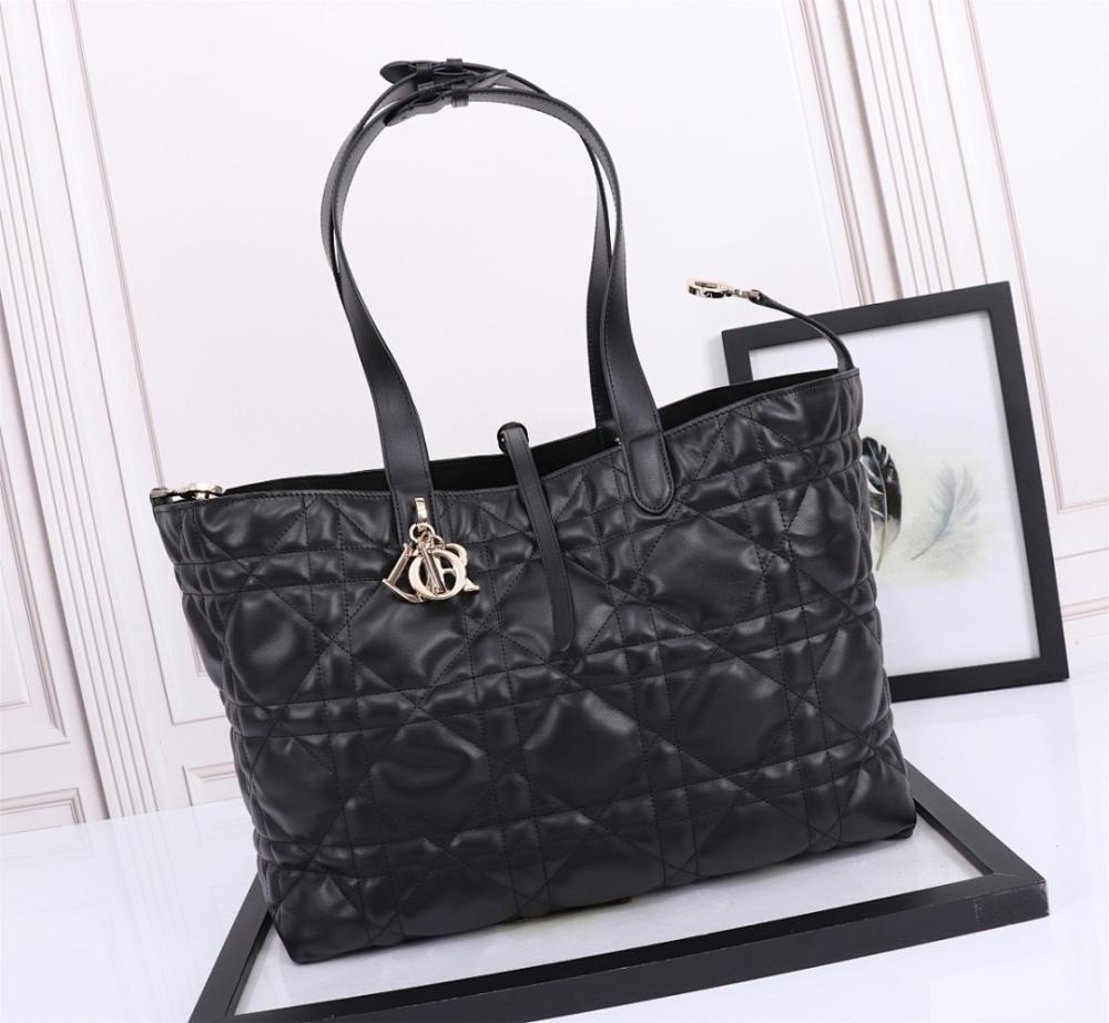 Luxury Stylish Black Calfskin Top Handle Bag – Limited Edition