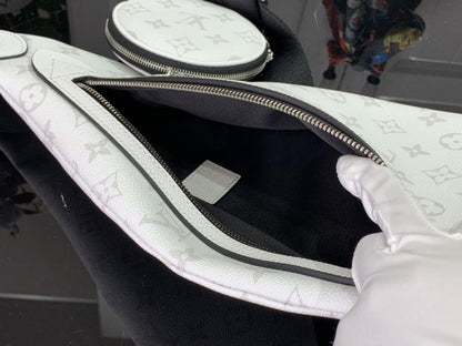 Practical Leather Shoulder Bag