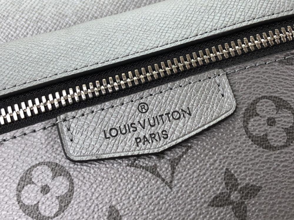 Elegant Shoulder Bag