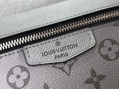 Elegant Shoulder Bag