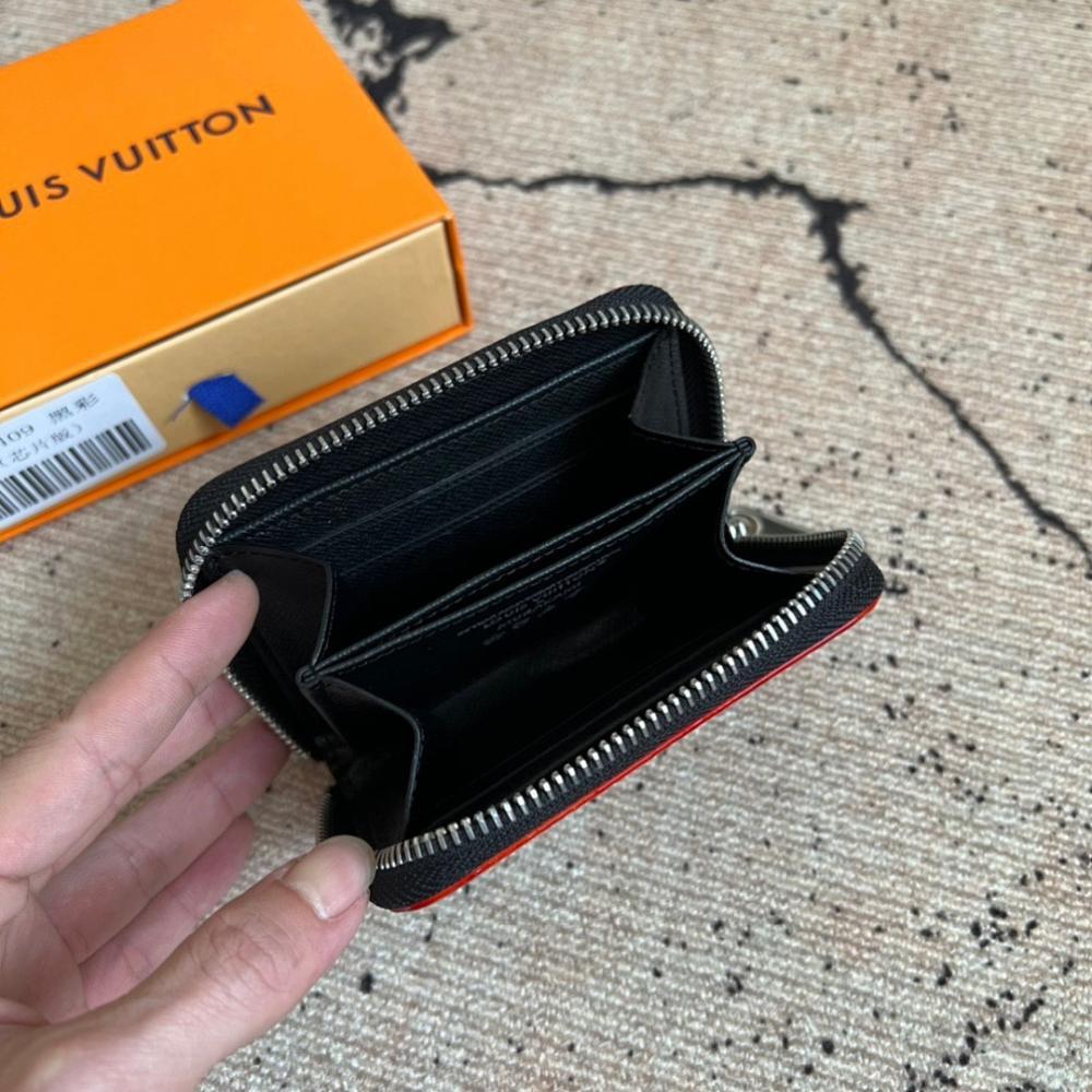 Modern Silver Wallet – Special Edition