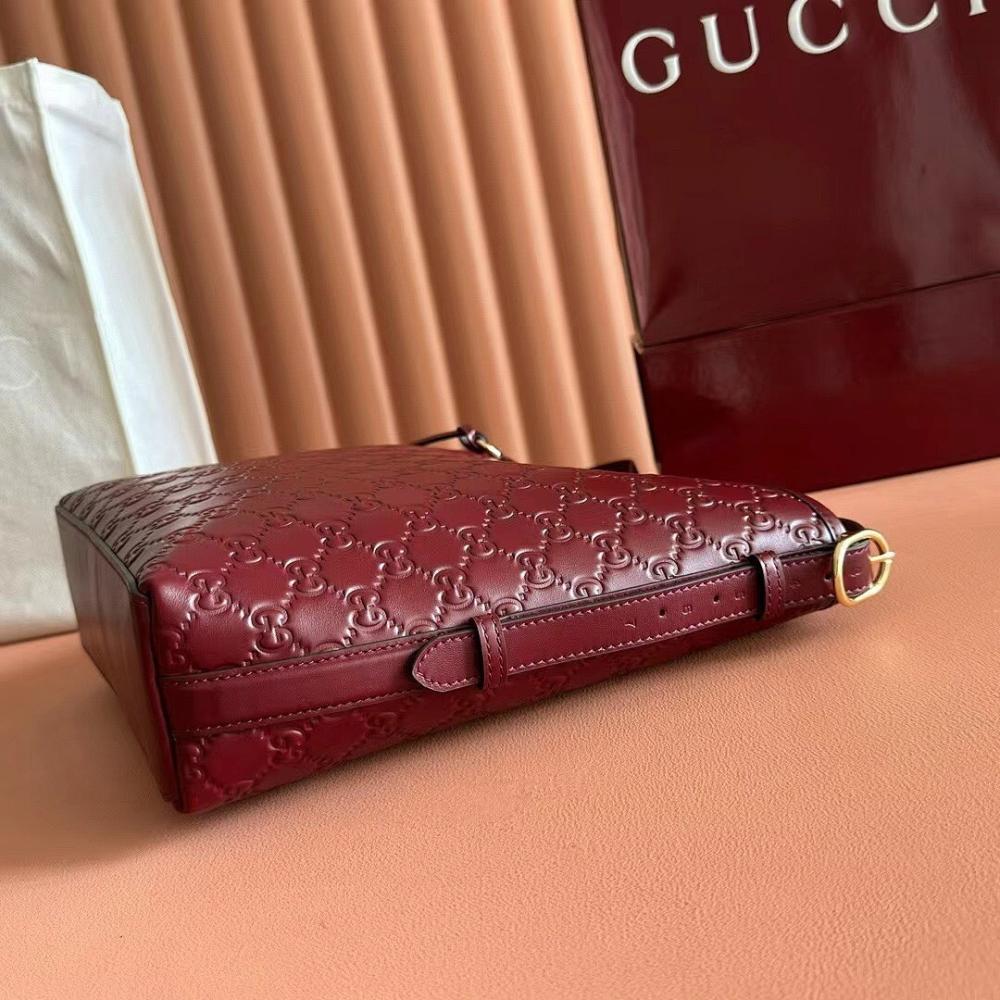 Stylish Shoulder Bag – Limited Edition