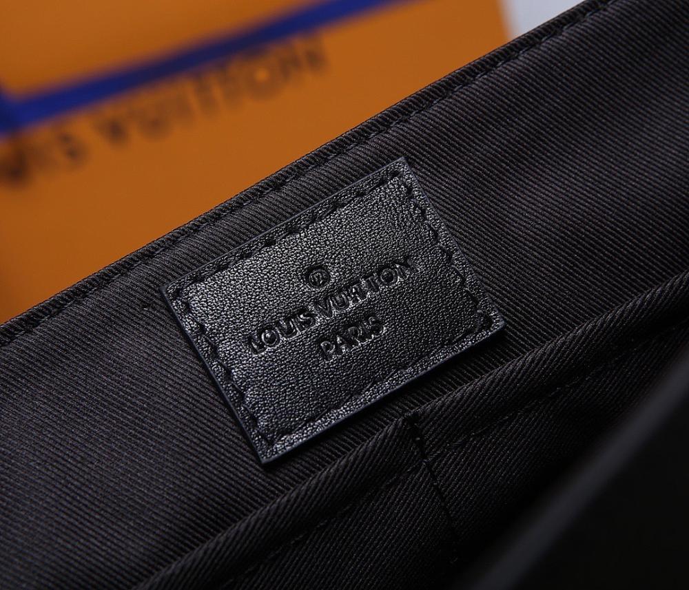 Modern Italian-Inspired Calfskin Shoulder Bag
