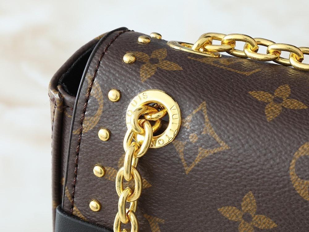 Stylish Monogram Travel Bag – Limited Edition