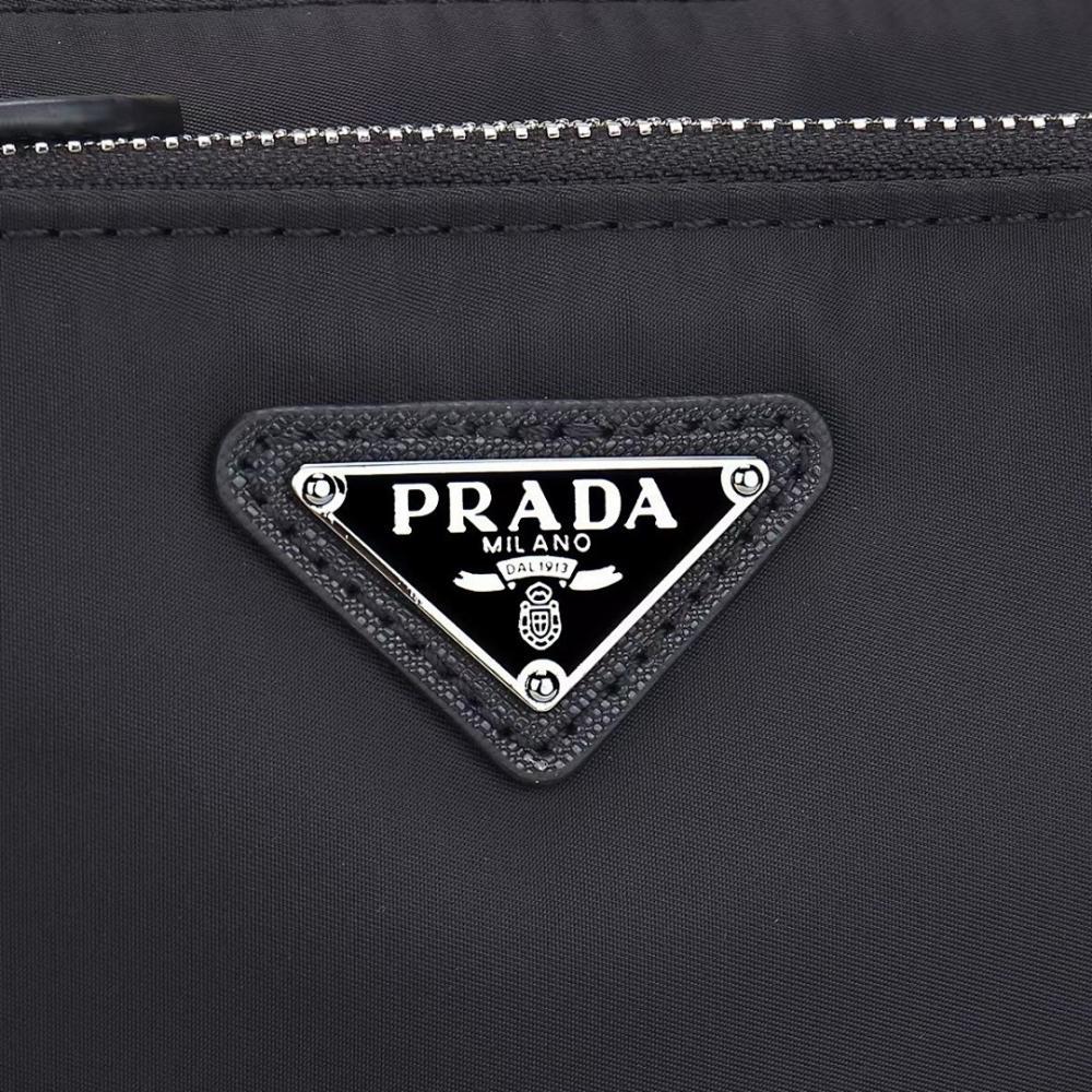 Elegant Refined Nylon Shoulder Bag