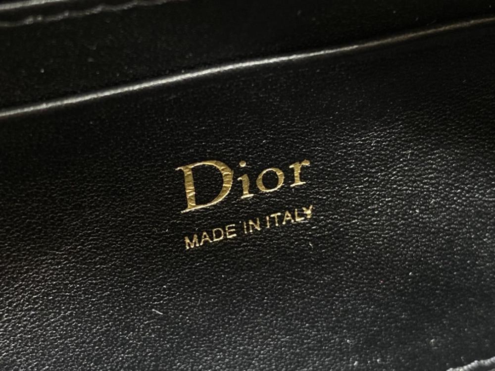 Elegant Top Handle Bag