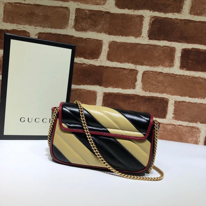 Classic Shoulder Bag