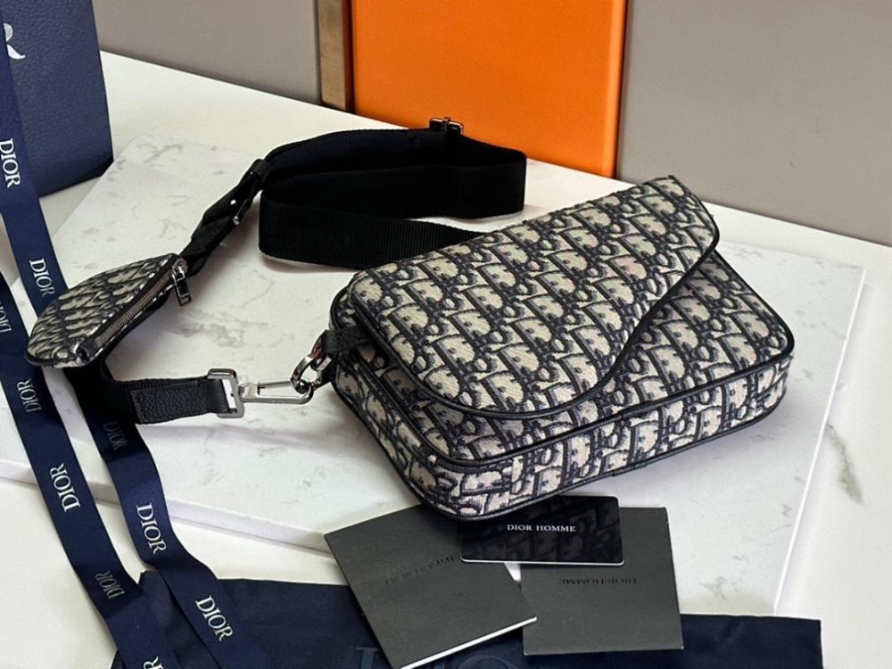 Saddle Printed Jacquard Shoulder Bag