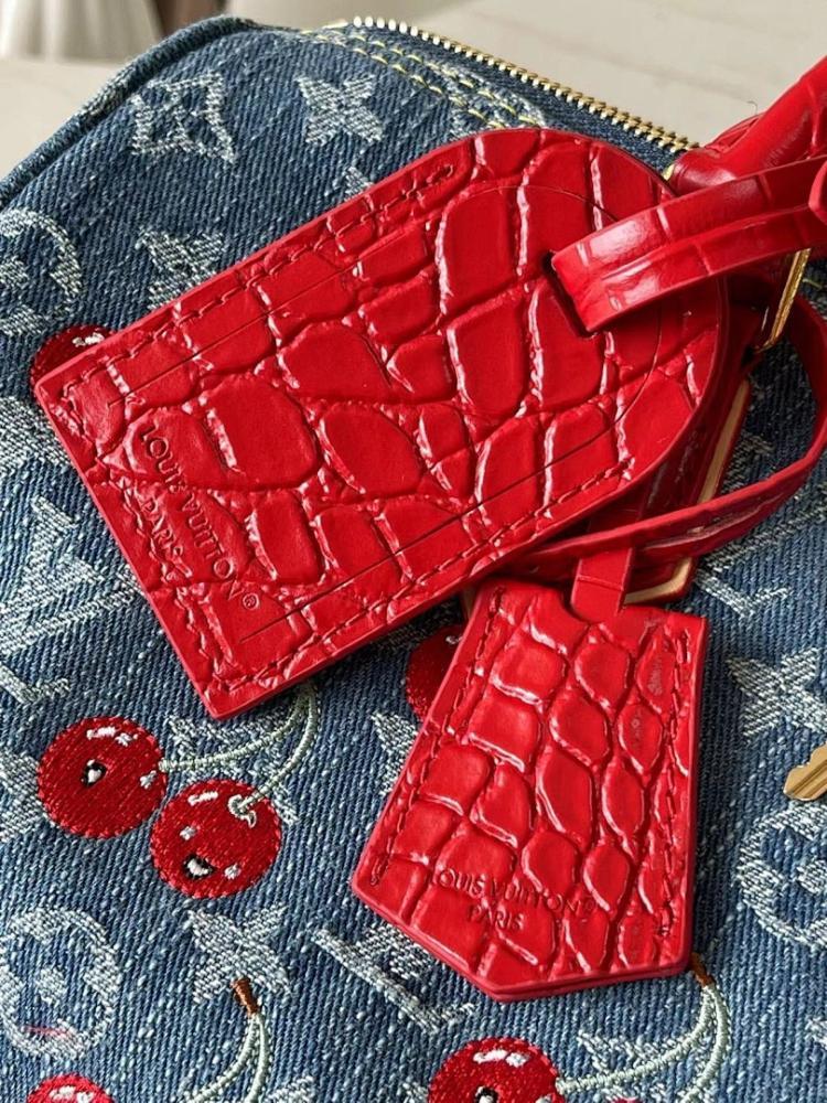 Luxury Stylish Top Handle Bag – Limited Edition