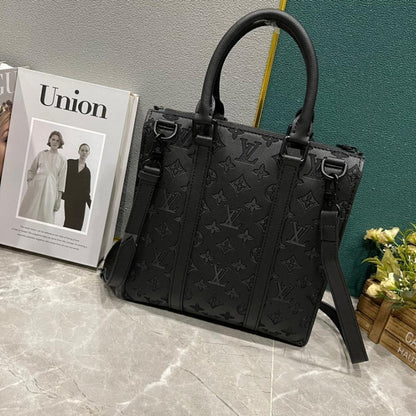 Modern Elegant Leather Crossbody Bag