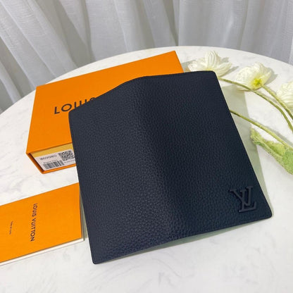 Classic Calfskin Wallet – Special Edition