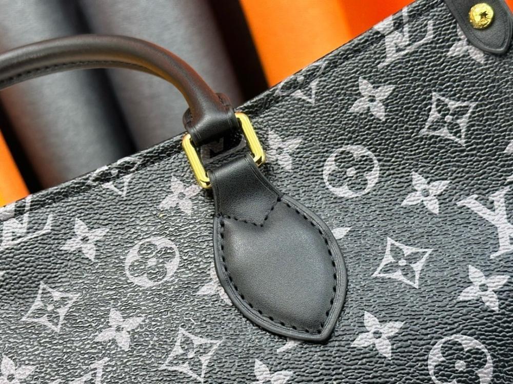 Modern Elegant Leather Shoulder Bag – Special Edition