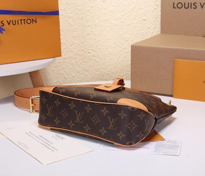 Modern Stylish Leather Shoulder Bag