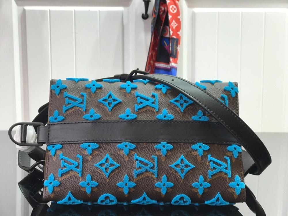 Messenger Bag