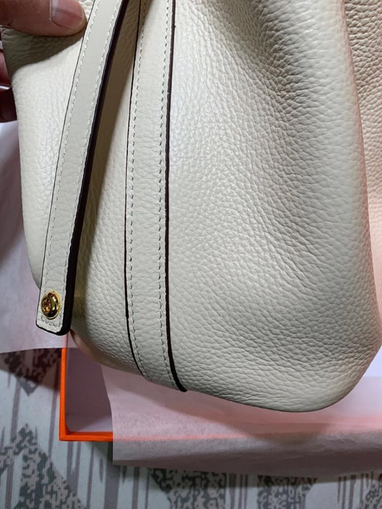 Alma Leather Tote Bag