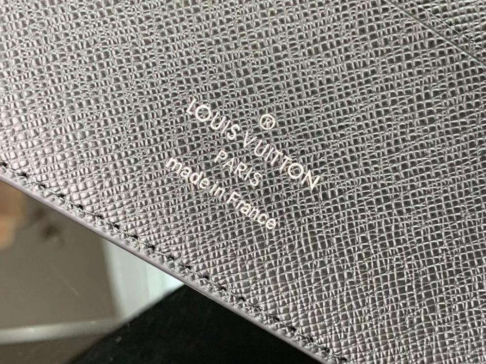 Elegant Wallet