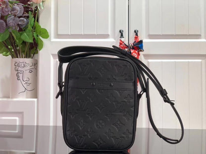 Classic Crossbody Bag