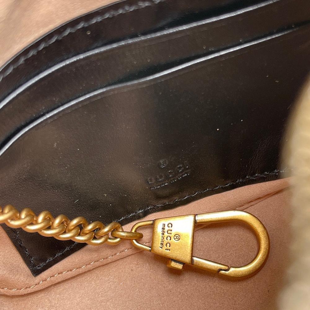 Classic Refined Shoulder Bag